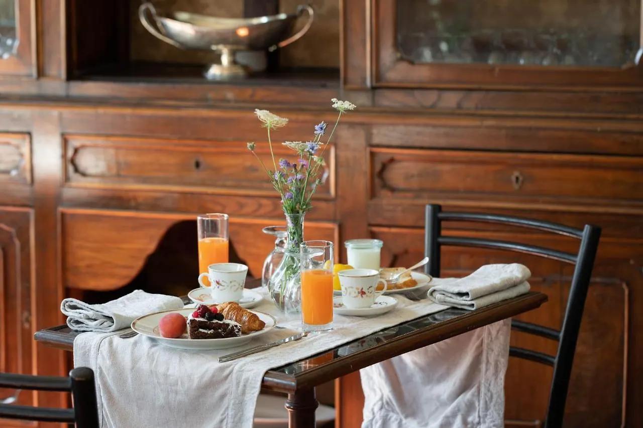 Le Farnete Bed & Breakfast Carmignano Italy
